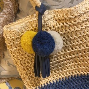 Straw Beach Bag in Blue and Natural color